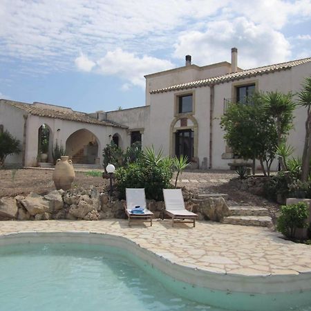 Casale Alma Bed & Breakfast Marsala Bagian luar foto