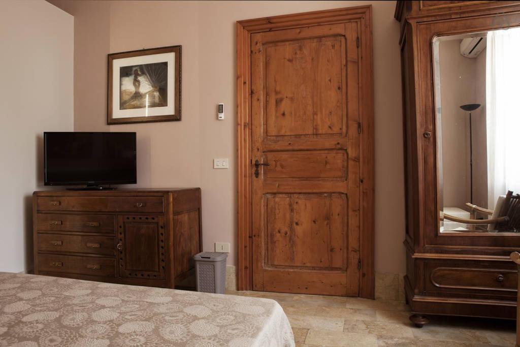 Casale Alma Bed & Breakfast Marsala Ruang foto